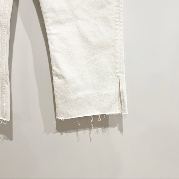 NWT Abercrombie & Fitch Ultra High Rise Kick Flare Jean - Picture 4 of 9